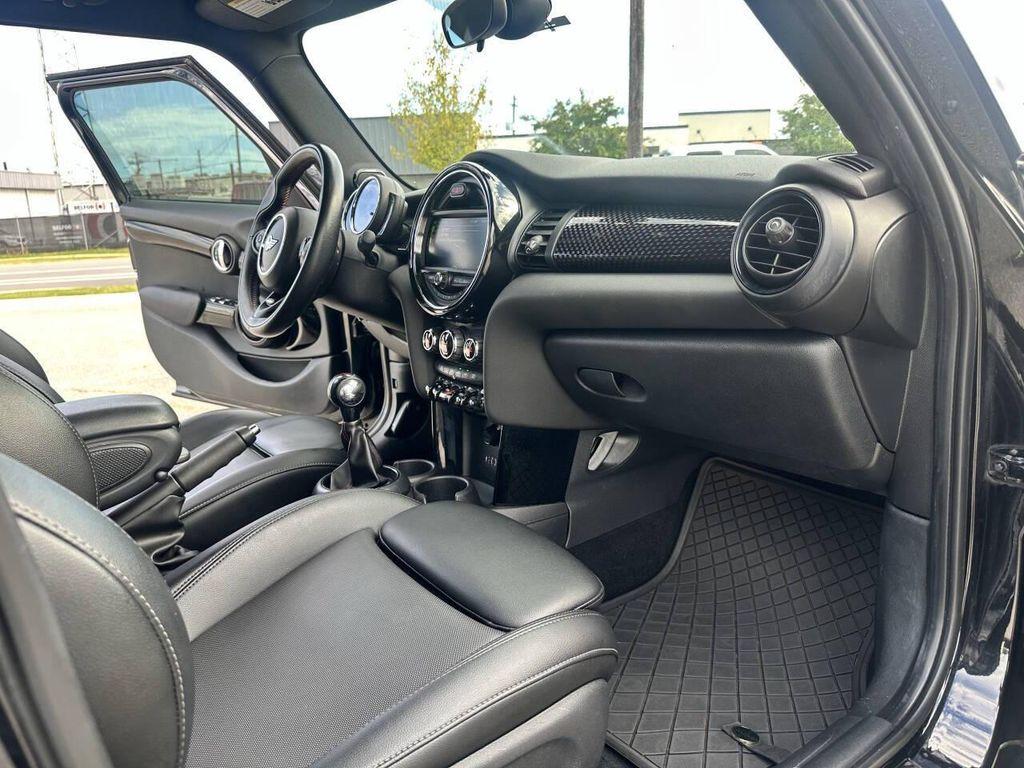 used 2018 MINI Hardtop car, priced at $8,999