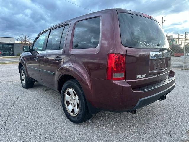 used 2011 Honda Pilot car, priced at $5,999