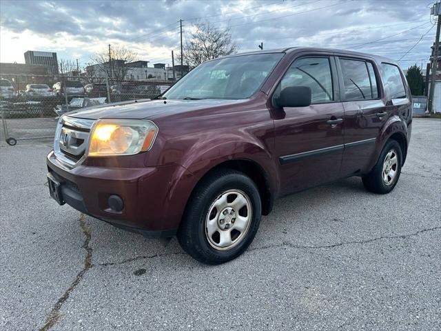 used 2011 Honda Pilot car, priced at $5,999