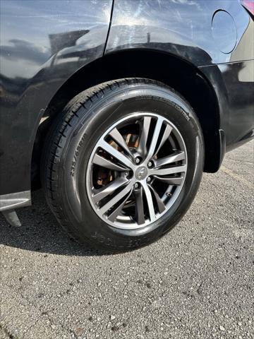 used 2017 INFINITI QX60 car, priced at $7,999