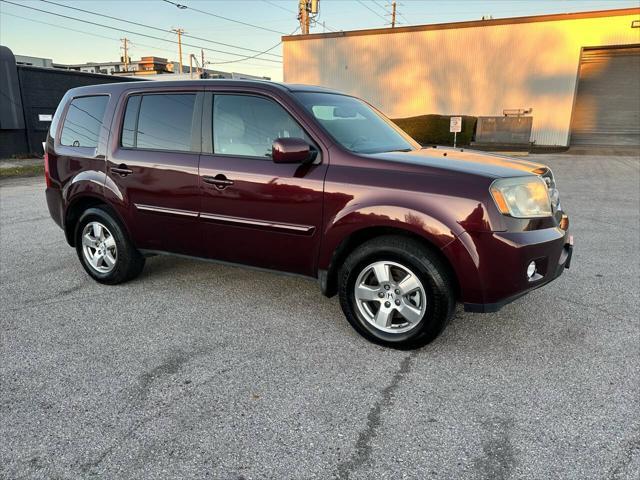 used 2011 Honda Pilot car, priced at $6,999