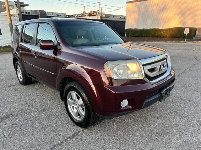 used 2011 Honda Pilot car, priced at $6,999