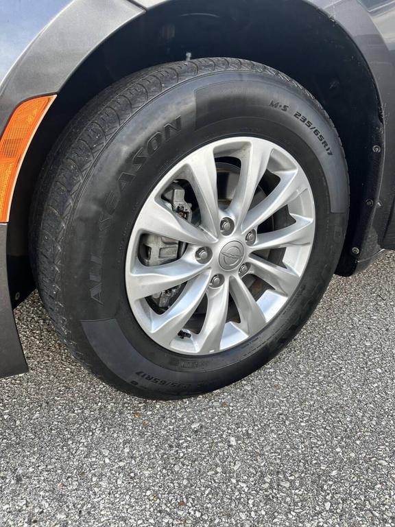 used 2018 Chrysler Pacifica car, priced at $7,999