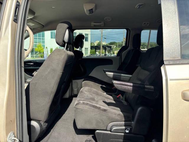 used 2015 Dodge Grand Caravan car, priced at $5,999