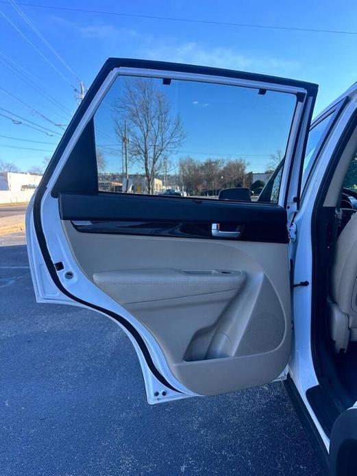 used 2015 Kia Sorento car, priced at $7,999