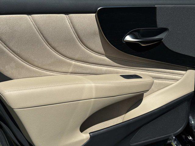 used 2022 Lexus LS 500 car, priced at $54,990