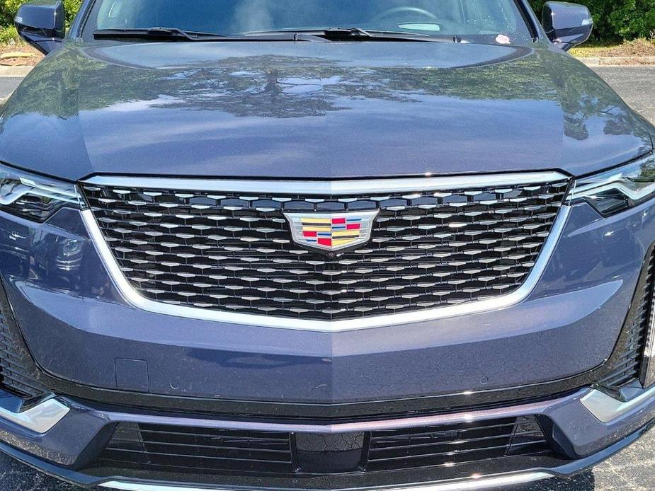 new 2024 Cadillac XT6 car, priced at $61,975