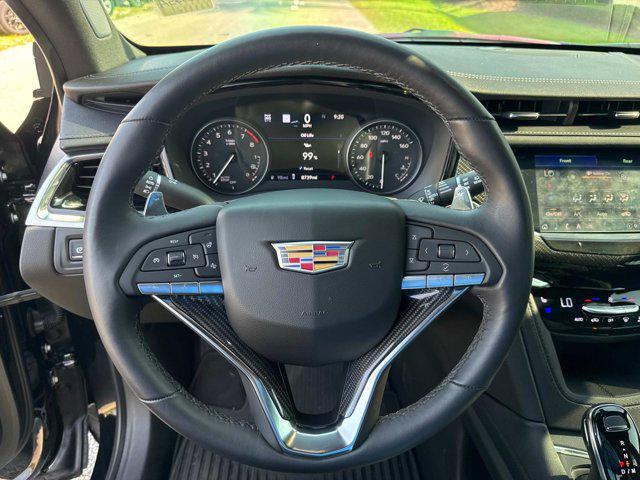 used 2024 Cadillac XT6 car, priced at $57,900