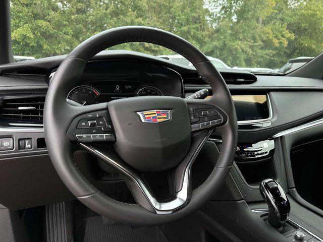 new 2024 Cadillac XT6 car, priced at $51,325