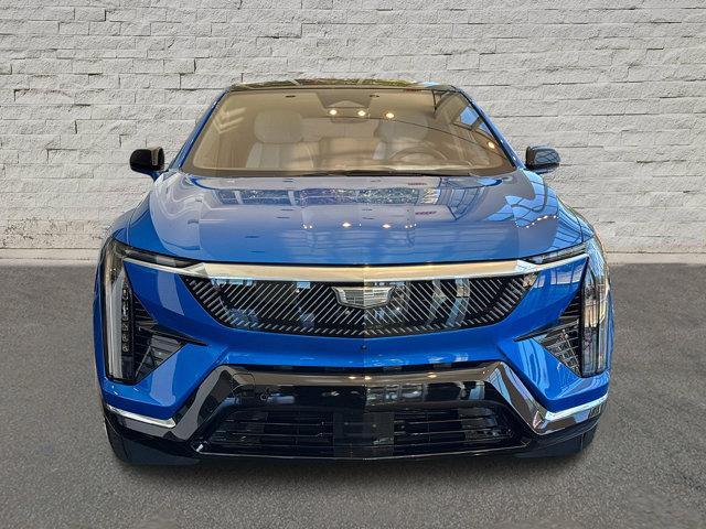new 2025 Cadillac OPTIQ car, priced at $57,045