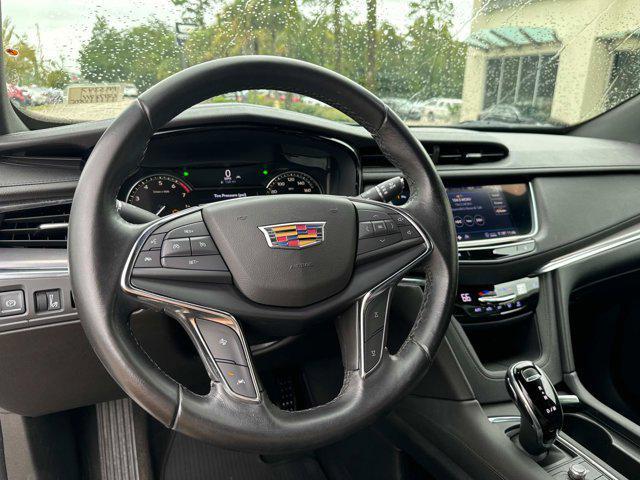 used 2020 Cadillac XT5 car, priced at $25,900