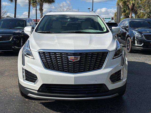 new 2025 Cadillac XT5 car, priced at $54,215