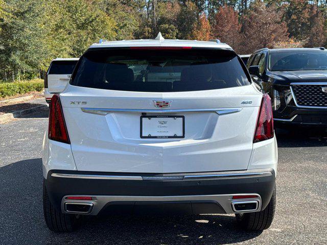 new 2025 Cadillac XT5 car, priced at $54,215