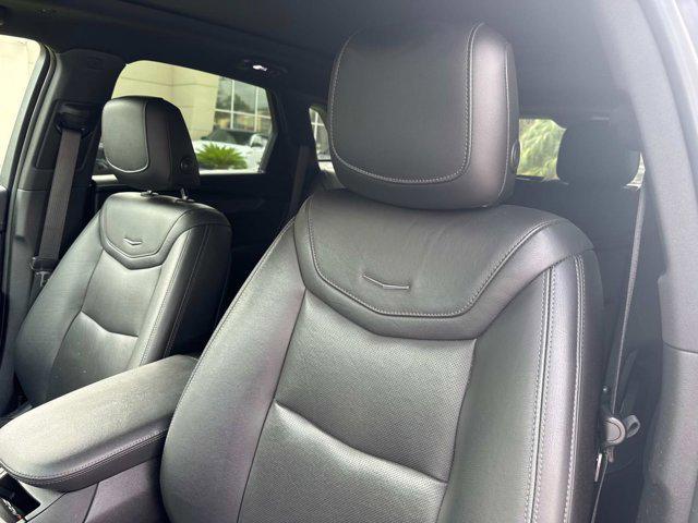 used 2020 Cadillac XT5 car, priced at $18,900