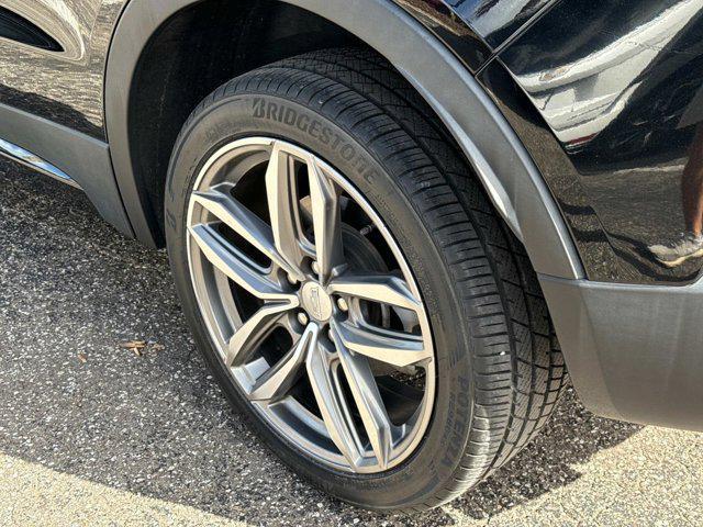 used 2020 Cadillac XT4 car, priced at $25,990