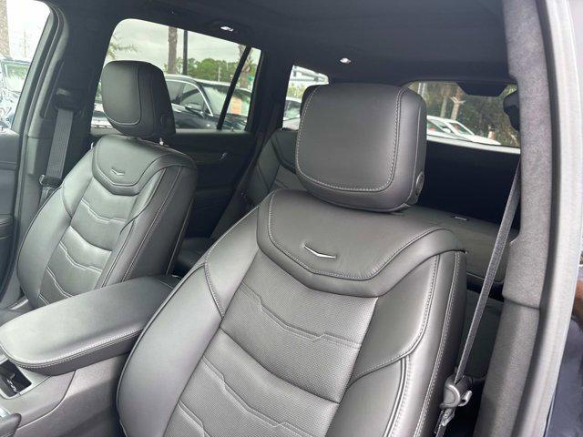 new 2025 Cadillac XT6 car, priced at $73,272