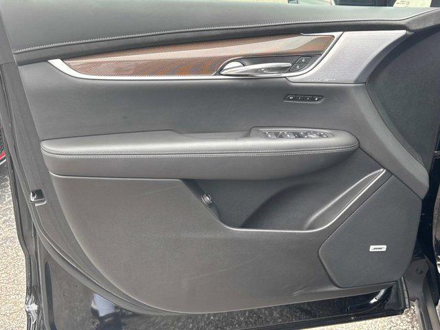 new 2025 Cadillac XT6 car, priced at $73,272