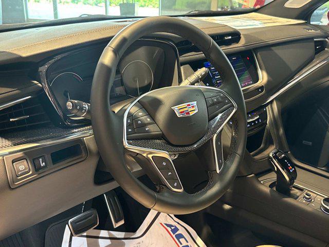 new 2025 Cadillac XT5 car, priced at $60,140
