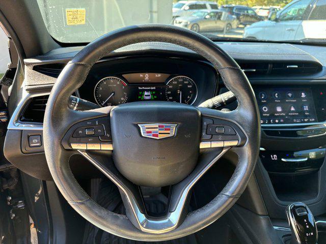 used 2021 Cadillac XT6 car, priced at $31,900