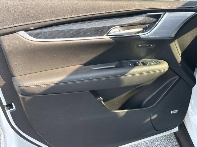 used 2025 Cadillac XT5 car, priced at $52,500