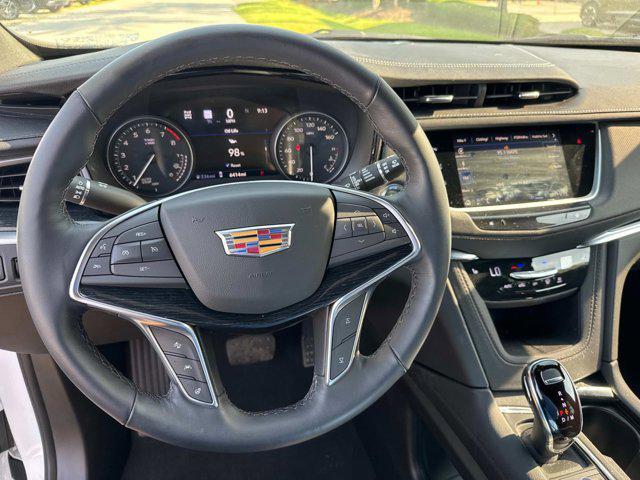 used 2025 Cadillac XT5 car, priced at $52,500