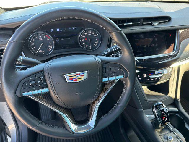 used 2024 Cadillac XT6 car, priced at $52,990