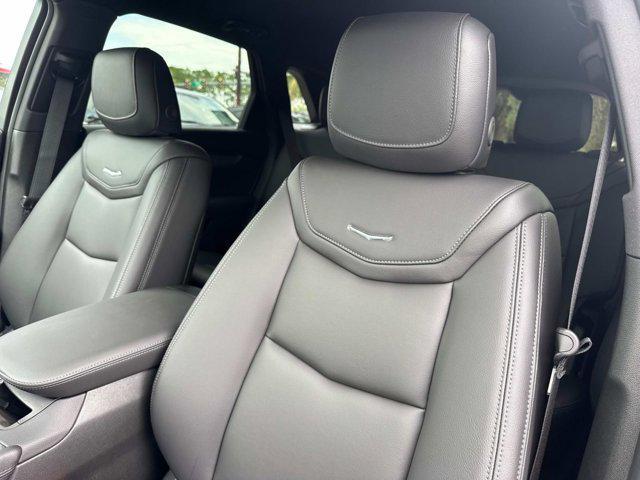 new 2025 Cadillac XT5 car, priced at $46,415