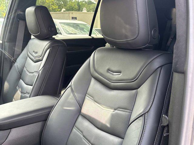new 2025 Cadillac XT6 car, priced at $74,785