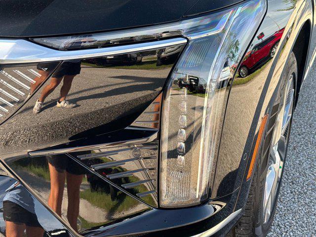 used 2025 Cadillac OPTIQ car, priced at $48,992