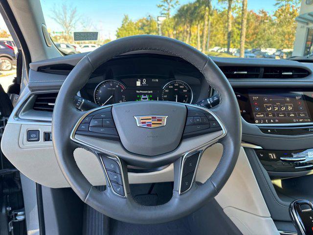 used 2024 Cadillac XT5 car, priced at $44,990