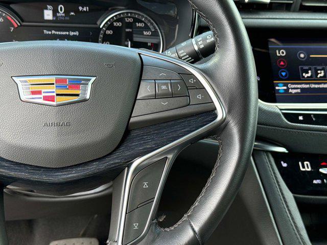 used 2024 Cadillac XT5 car, priced at $37,990