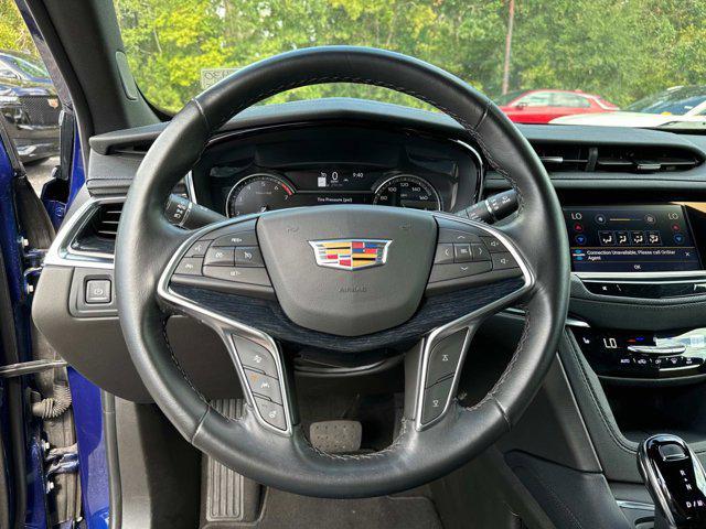 used 2024 Cadillac XT5 car, priced at $37,990