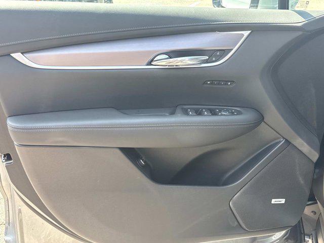 new 2025 Cadillac XT6 car, priced at $50,885