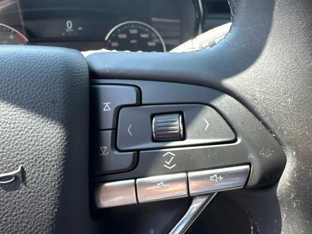 new 2025 Cadillac XT6 car, priced at $50,885