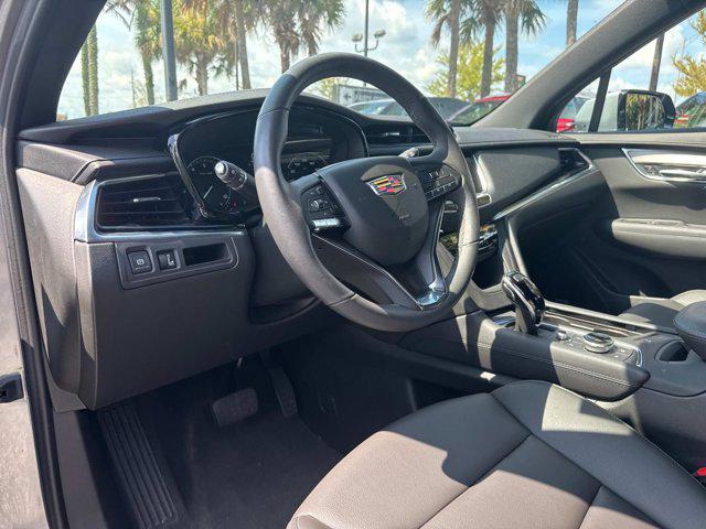 new 2025 Cadillac XT6 car, priced at $50,885