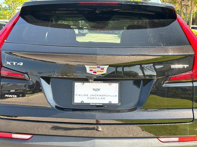 used 2022 Cadillac XT4 car, priced at $24,400