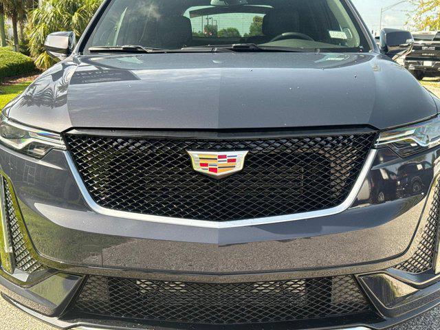 used 2025 Cadillac XT6 car, priced at $57,900