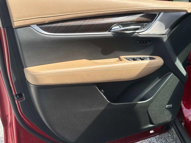 used 2024 Cadillac XT6 car, priced at $54,900