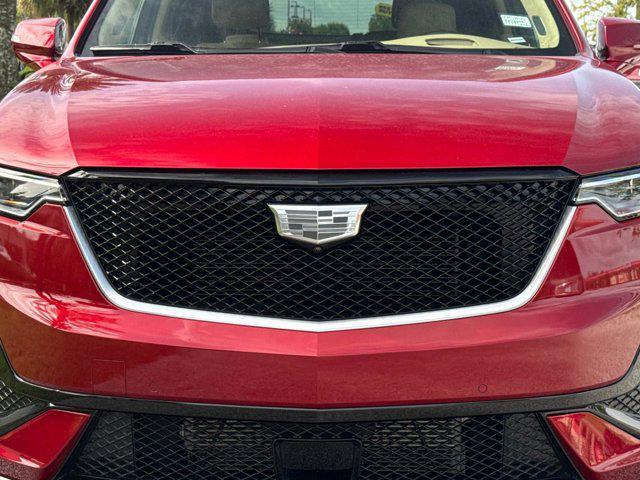 used 2024 Cadillac XT6 car, priced at $54,900