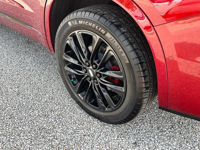 used 2024 Cadillac XT6 car, priced at $54,900