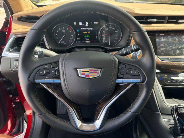 used 2024 Cadillac XT6 car, priced at $54,900