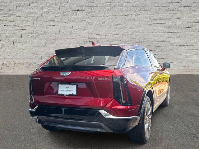 new 2025 Cadillac OPTIQ car, priced at $56,264