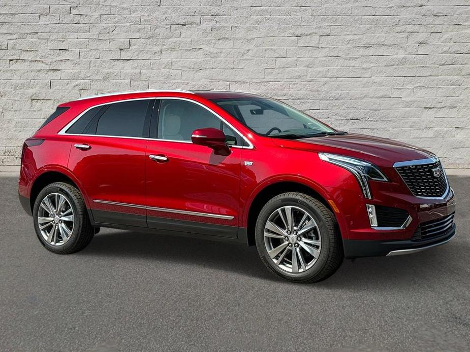 new 2024 Cadillac XT5 car, priced at $56,615