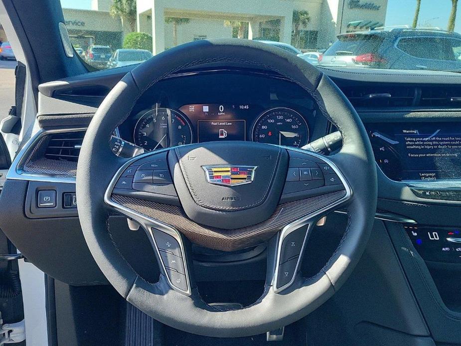 new 2024 Cadillac XT5 car, priced at $67,515