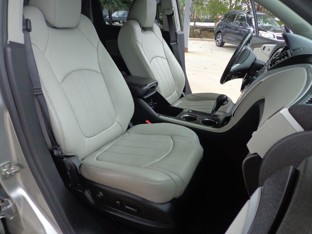 used 2011 Chevrolet Traverse car, priced at $10,995