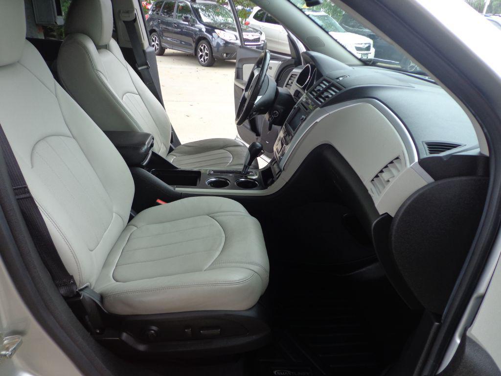 used 2011 Chevrolet Traverse car, priced at $10,995
