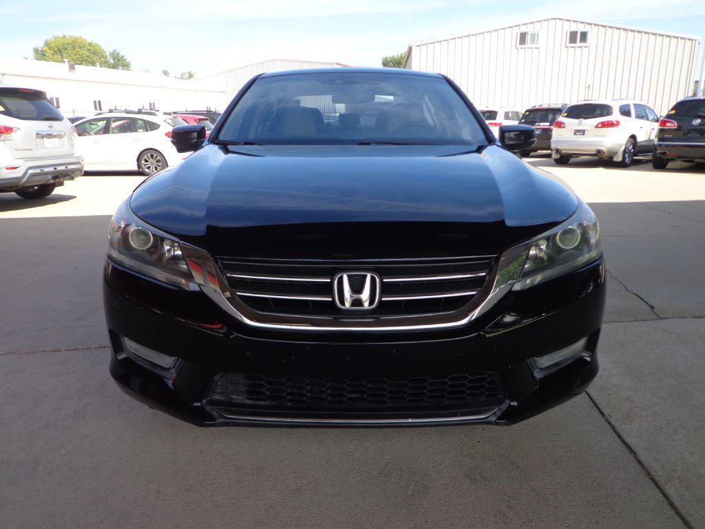 used 2013 Honda Accord car, priced at $15,995