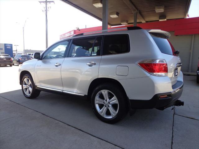 used 2012 Toyota Highlander car, priced at $17,995