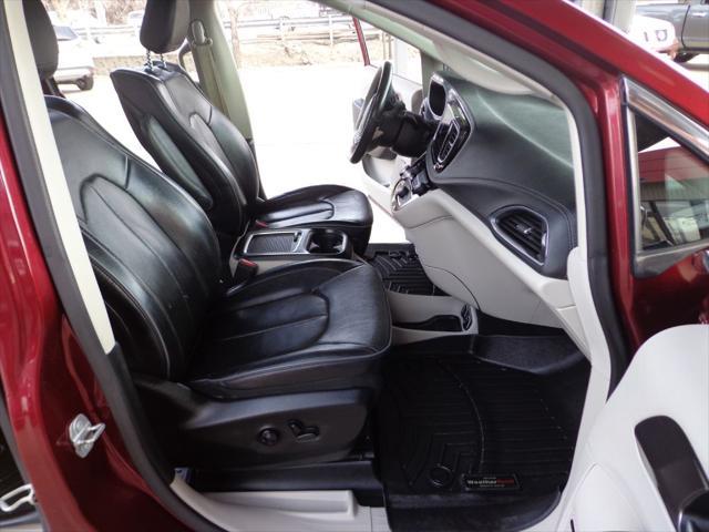 used 2018 Chrysler Pacifica car, priced at $16,995