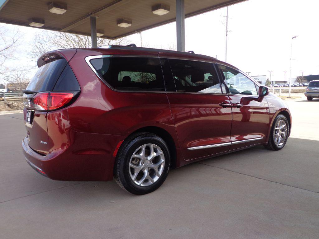 used 2018 Chrysler Pacifica car, priced at $16,500